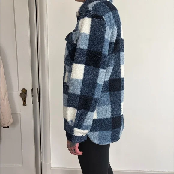 Abercrombie & Fitch Navy and White Teddy Jacket - Picture 3 of 7